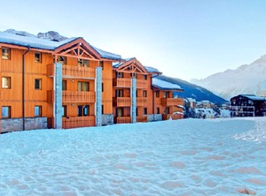 Lanslevillard Persons | Lanslevillard