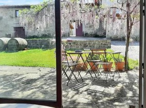 Bedrooms Enclosed Garden At Covelas Povoa De Lanhoso | Povoa de Lanhoso