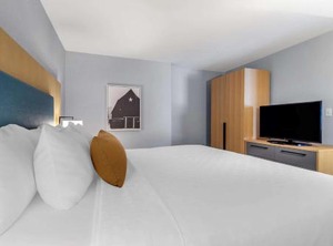 Clarion Hotel Conference Centre | Lower Sumas Mountain