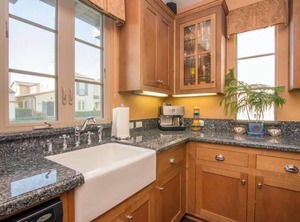 Clean Furnished Transit | Newhall
