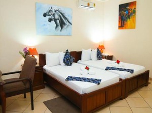Coconut Grove Regency Hotel | North Ridge