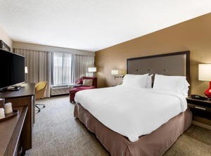 Hampton Inn Suites Heights | Richfield