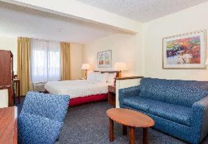 Americinn | Davenport