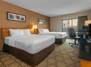 Comfort Inn Highway | Kingston