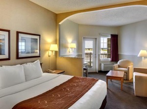 Comfort Suites Chincoteague Island Bayfront Resort | Chincoteague