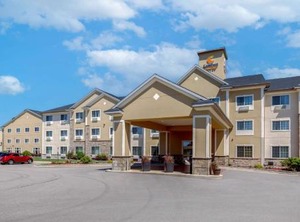Comfort Suites Johnson Creek Conference | Johnson Creek