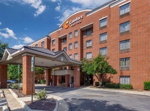 Comfort Suites Regency Park | Cary
