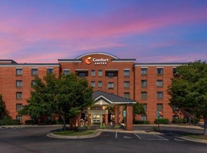 Comfort Suites Regency Park | Cary