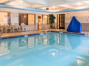 Comfort Suites Novi | Wixom