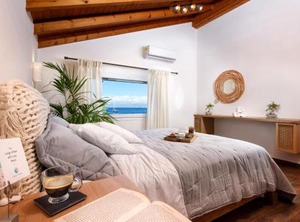 Louvros Sidari Corfu | Petriti