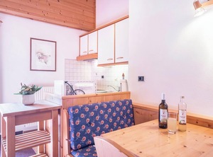 Baumgartnerhof Appartment Holunder | Lagundo
