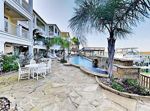 Bayfront Cottage | Corpus Christi