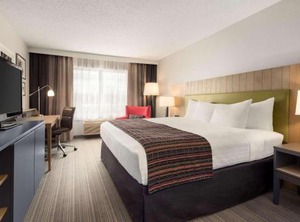 Country Inn | Decorah