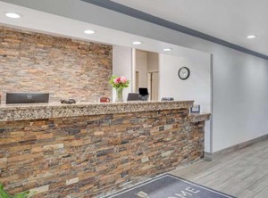 Country Inn | Forest Hills