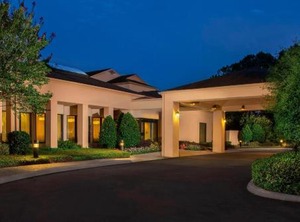 Courtyard | Highlands - Perkins