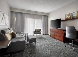 Courtyard | Red Bank - Tinton Falls
