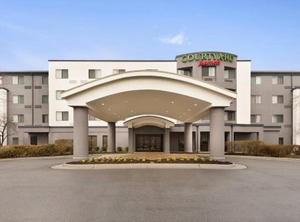 Courtyard | Woodbridge