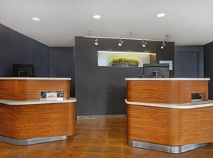 Courtyard | Elmhurst