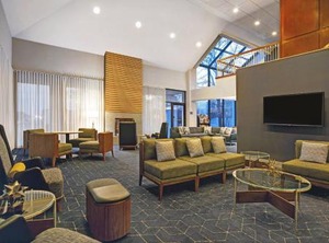 Courtyard | Elmhurst