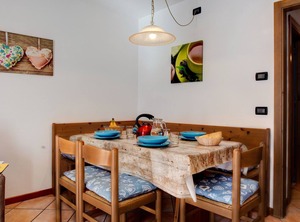Cozy Bonetei Mountain Garden Terrace | Dimaro