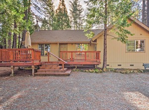 Cozy Arnold Hideaway Deck | Arnold