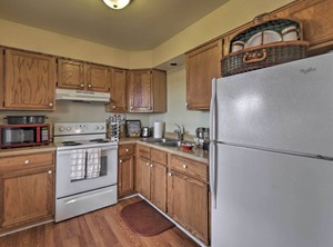 Cozy Rixeyville Cottage Deck Grill Stabling | Calverton