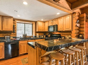Duck Creek Village Deck Fire Pit | Meadow View Heights