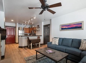 Cozy Zephyr Mountain Lodge Of Arapahoe National Forest | Winter Park