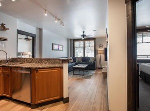Cozy Zephyr Mountain Lodge Of Arapahoe National Forest | Winter Park