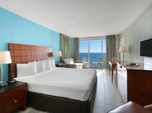 Crown Reef Beach Resort Waterpark | Myrtle Beach