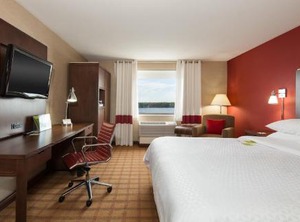 Niagara Riverside Resort Bw | Niagara Falls