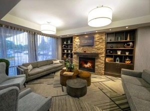 Niagara Riverside Resort Bw | Niagara Falls