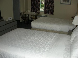 Days Inn | Sainte-Helene-de-Bagot