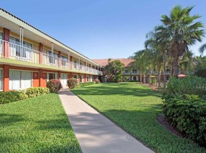 Days Inn | Cocoa