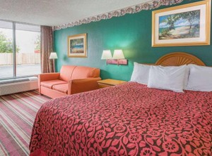 Days Inn | Biggar