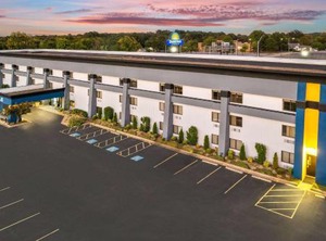 Baymont | Fort Smith