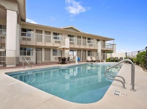 Days Inn | Globe