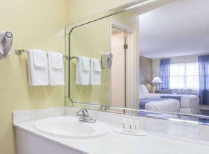 Days Inn | Madison
