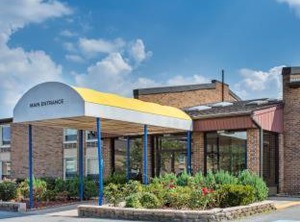 Days Inn | Lakeview