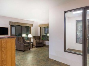 Days Inn | Mason City