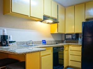 Days Inn | Del Cerro