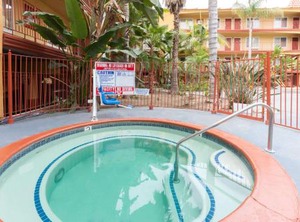 Days Inn | Del Cerro