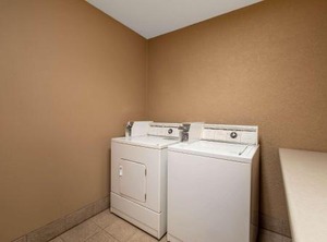 Days Inn | Mitchell