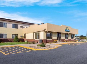 Days Inn | Newton