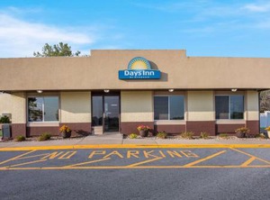 Days Inn | Newton