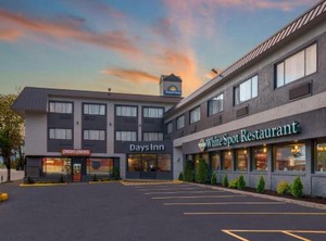 Days Inn | Terrace