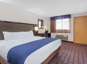 Days Inn | Woodbury