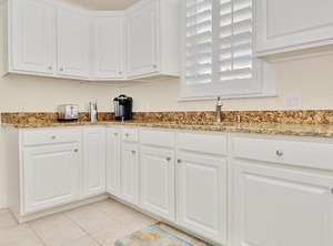 Detlow Cottages | Treasure Island