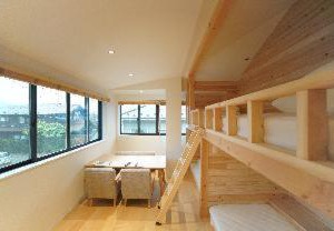 Dot Hostel Bar | Oishi