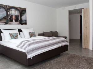 Hotel Boarding Schlosserwirt | Mering